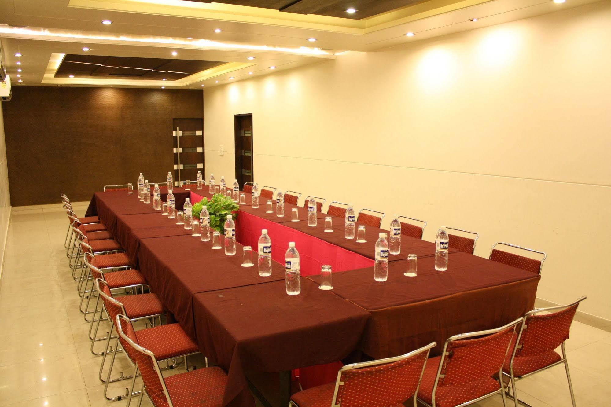 Hotel Shalimar Jaipur Luaran gambar